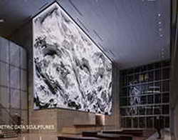 Вера Брежнева снялась в новой фотосессии в перьях и топе